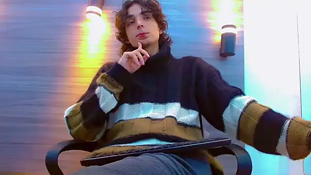 Snapshot of Sr_BonnyEthan chatting on 04/20/26, 12:52 Sr BonnyEthan online show from 04/20/26, 12:52