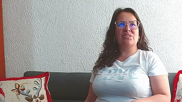 honeyhot paty online show from 12/08/24, 06:06