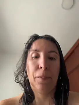 Snapshot of emely_sexx20 chatting on 05/03/26, 03:51 emely sexx20 online show from 05/03/26, 03:51