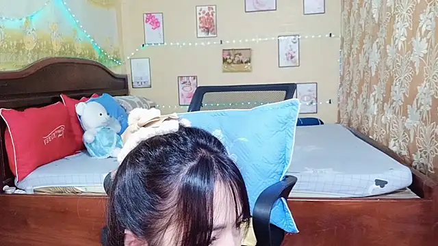 Snapshot of Lanian_99 chatting on 03/20/25, 01:37 Lanian 99 online show from 03/20/25, 01:37