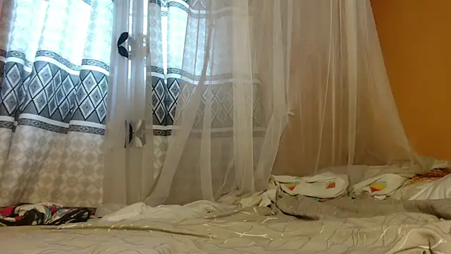 titi fiesta online show from 10/12/25, 05:17