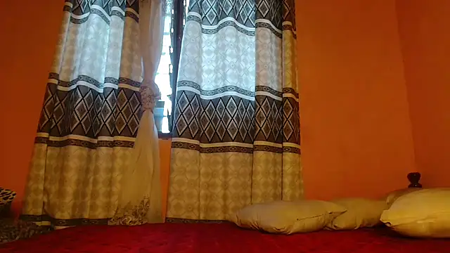 Snapshot of titi_fiesta chatting on 05/19/26, 06:53 titi fiesta online show from 05/19/26, 06:53