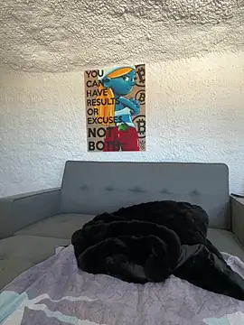 Snapshot of selenaluvv chatting on 02/21/26, 11:33 selenaluvv online show from 02/21/26, 11:33