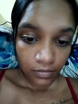 Indianqueen03 online show from 02/05/26, 06:34