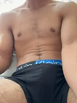 MuscleBoyy777 online show from 10/21/25, 11:33