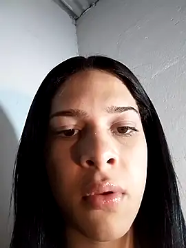 Snapshot of ChanellCastilla chatting on 03/26/26, 03:23 ChanellCastilla online show from 03/26/26, 03:23