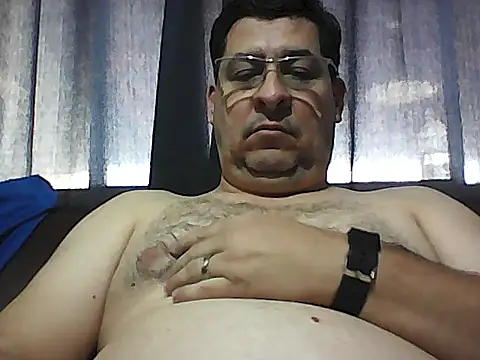 Snapshot of karatecobrakay2012 chatting on 08/03/26, 10:43 karatecobrakay2012 online show from 08/03/26, 10:43