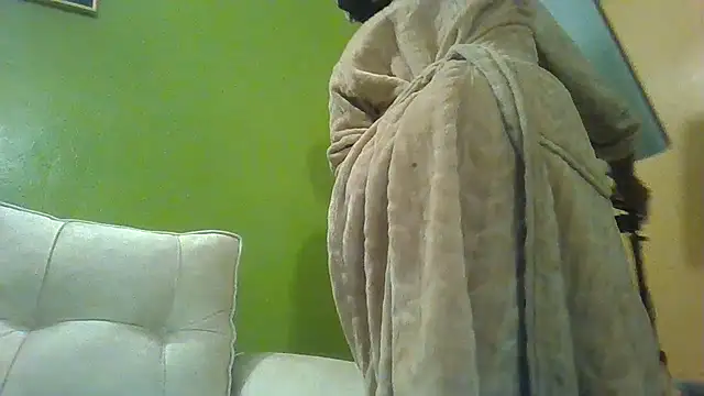 Snapshot of Fine_assie chatting on 04/08/26, 03:01 Fine assie online show from 04/08/26, 03:01