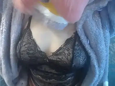 Mochi Soft online show from 01/08/26, 02:25