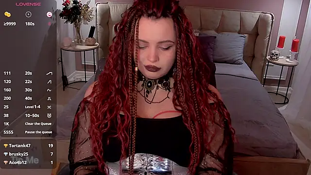 Miss Maya Mils online show from 02/03/26, 06:22