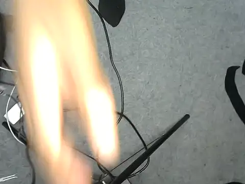 Snapshot of Bella_cute01 chatting on 10/31/25, 10:55 Bella cute01 online show from 10/31/25, 10:55