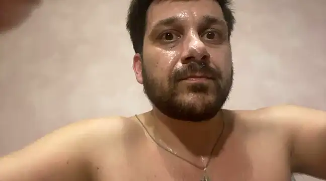 Snapshot of MaeltraJoy chatting on 12/18/24, 06:14 MaeltraJoy online show from 12/18/24, 06:14