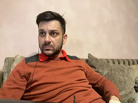 Snapshot of MaeltraJoy chatting on 02/02/25, 05:59 MaeltraJoy online show from 02/02/25, 05:59