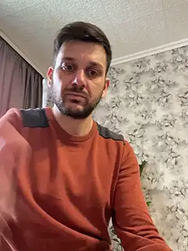 Snapshot of MaeltraJoy chatting on 02/03/25, 10:47 MaeltraJoy online show from 02/03/25, 10:47