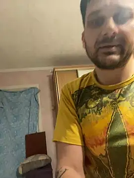 Snapshot of MaeltraJoy chatting on 02/08/25, 03:00 MaeltraJoy online show from 02/08/25, 03:00