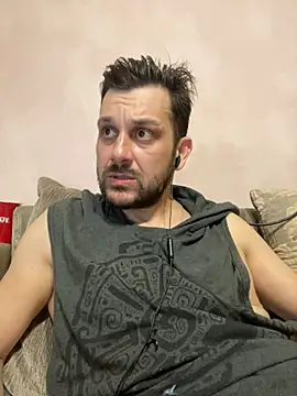 Snapshot of MaeltraJoy chatting on 02/27/25, 06:09 MaeltraJoy online show from 02/27/25, 06:09