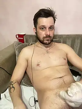 Snapshot of MaeltraJoy chatting on 02/27/25, 09:14 MaeltraJoy online show from 02/27/25, 09:14