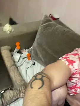 Snapshot of MaeltraJoy chatting on 02/28/25, 01:47 MaeltraJoy online show from 02/28/25, 01:47