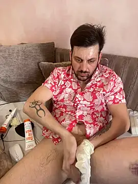 Snapshot of MaeltraJoy chatting on 02/28/25, 04:54 MaeltraJoy online show from 02/28/25, 04:54