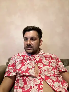 Snapshot of MaeltraJoy chatting on 09/26/25, 05:06 MaeltraJoy online show from 09/26/25, 05:06