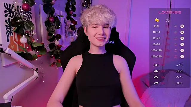 Snapshot of enigma_mia chatting on 12/09/24, 05:41 enigma mia online show from 12/09/24, 05:41