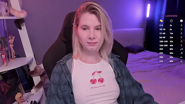 Snapshot of enigma_mia chatting on 04/19/26, 11:09 enigma mia online show from 04/19/26, 11:09