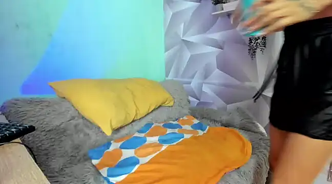 Snapshot of krityn_12 chatting on 03/15/25, 04:10 krityn 12 online show from 03/15/25, 04:10