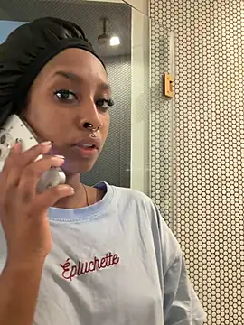 Your Paris online show from 03/02/26, 05:42