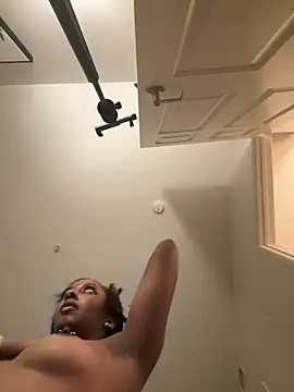 Your Paris online show from 03/06/26, 03:36