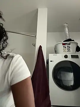 Your Paris online show from 03/21/26, 05:27