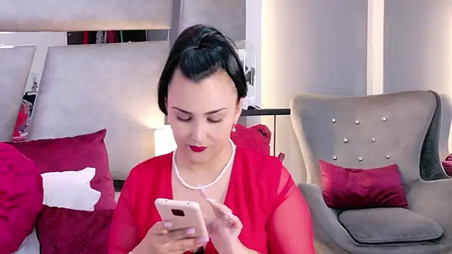 Snapshot of Evangeline_Taylorr chatting on 05/30/26, 08:17 Evangeline Taylorr online show from 05/30/26, 08:17