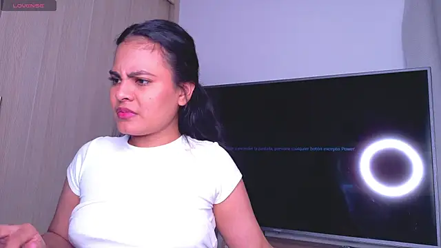 Snapshot of california_0 chatting on 04/12/26, 01:43 california 0 online show from 04/12/26, 01:43