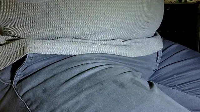 Snapshot of by-panic chatting on 01/10/26, 12:01 by-panic online show from 01/10/26, 12:01