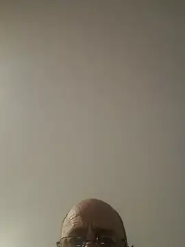 Snapshot of loveshaft23 chatting on 10/26/25, 12:38 loveshaft23 online show from 10/26/25, 12:38