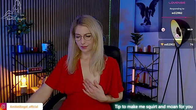 Snapshot of Amitiel_Angel chatting on 02/05/25, 08:14 Amitiel Angel online show from 02/05/25, 08:14