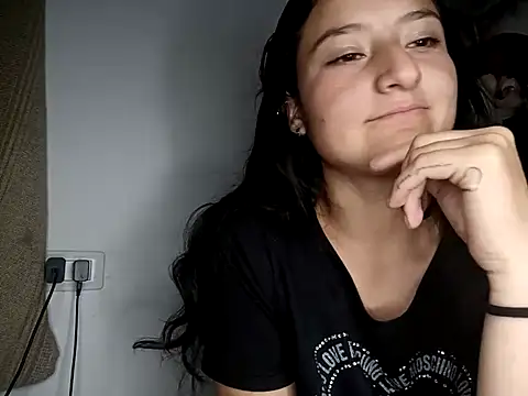 iris 798 online show from 03/15/25, 05:08