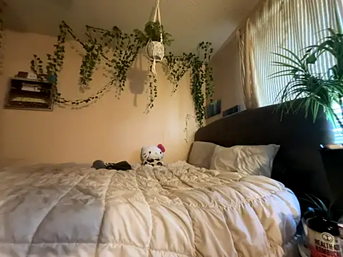 magicalc00ch online show from 10/04/25, 04:05