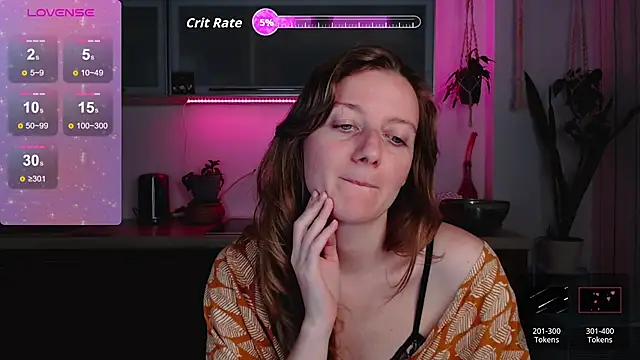 Elly Helly online show from 09/13/25, 07:57