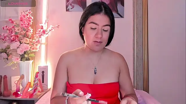 Snapshot of scarlet_fostt_ chatting on 07/10/26, 12:41 scarlet fostt online show from 07/10/26, 12:41