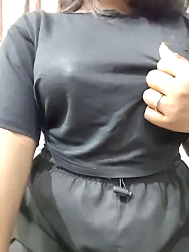 MohiniHott online show from 04/18/26, 06:39