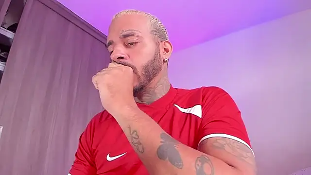 mulatos16 online show from 05/08/26, 04:45