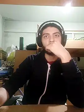 Snapshot of kleineid77 chatting on 12/09/24, 11:13 kleineid77 online show from 12/09/24, 11:13