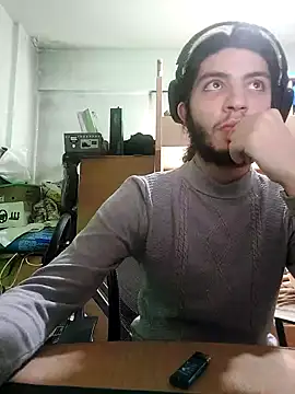 Snapshot of kleineid77 chatting on 01/12/25, 01:16 kleineid77 online show from 01/12/25, 01:16