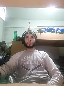 Snapshot of kleineid77 chatting on 02/22/25, 07:03 kleineid77 online show from 02/22/25, 07:03