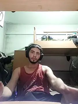 Snapshot of kleineid77 chatting on 09/09/25, 06:29 kleineid77 online show from 09/09/25, 06:29