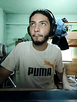 Snapshot of kleineid77 chatting on 09/17/25, 01:46 kleineid77 online show from 09/17/25, 01:46