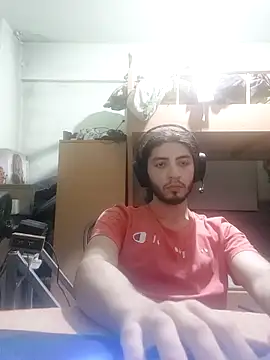 Snapshot of kleineid77 chatting on 10/25/25, 07:30 kleineid77 online show from 10/25/25, 07:30