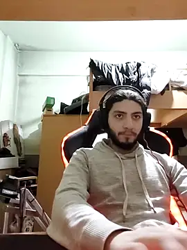 Snapshot of kleineid77 chatting on 02/08/26, 02:53 kleineid77 online show from 02/08/26, 02:53