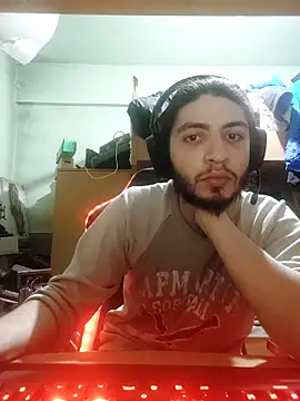 Snapshot of kleineid77 chatting on 02/16/26, 08:27 kleineid77 online show from 02/16/26, 08:27