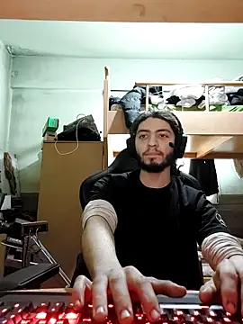 Snapshot of kleineid77 chatting on 03/08/26, 01:48 kleineid77 online show from 03/08/26, 01:48